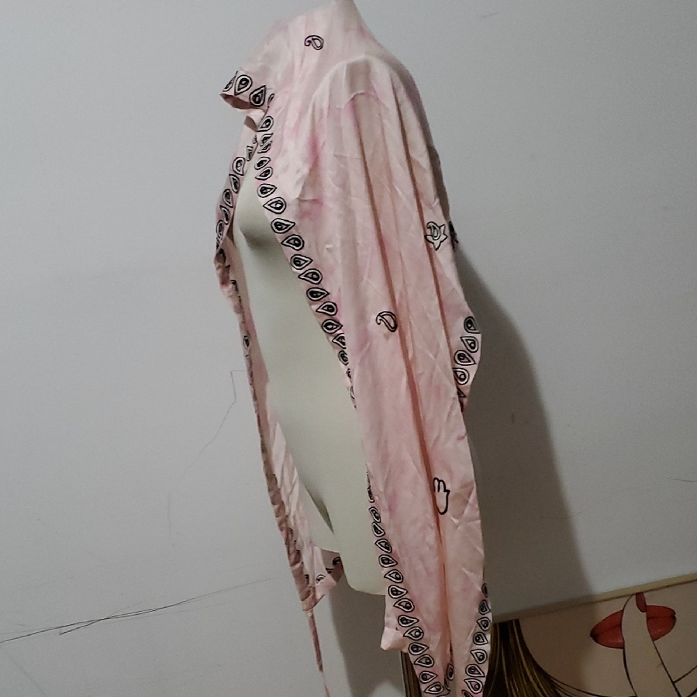 Leslie Amon Paris Wrap Around